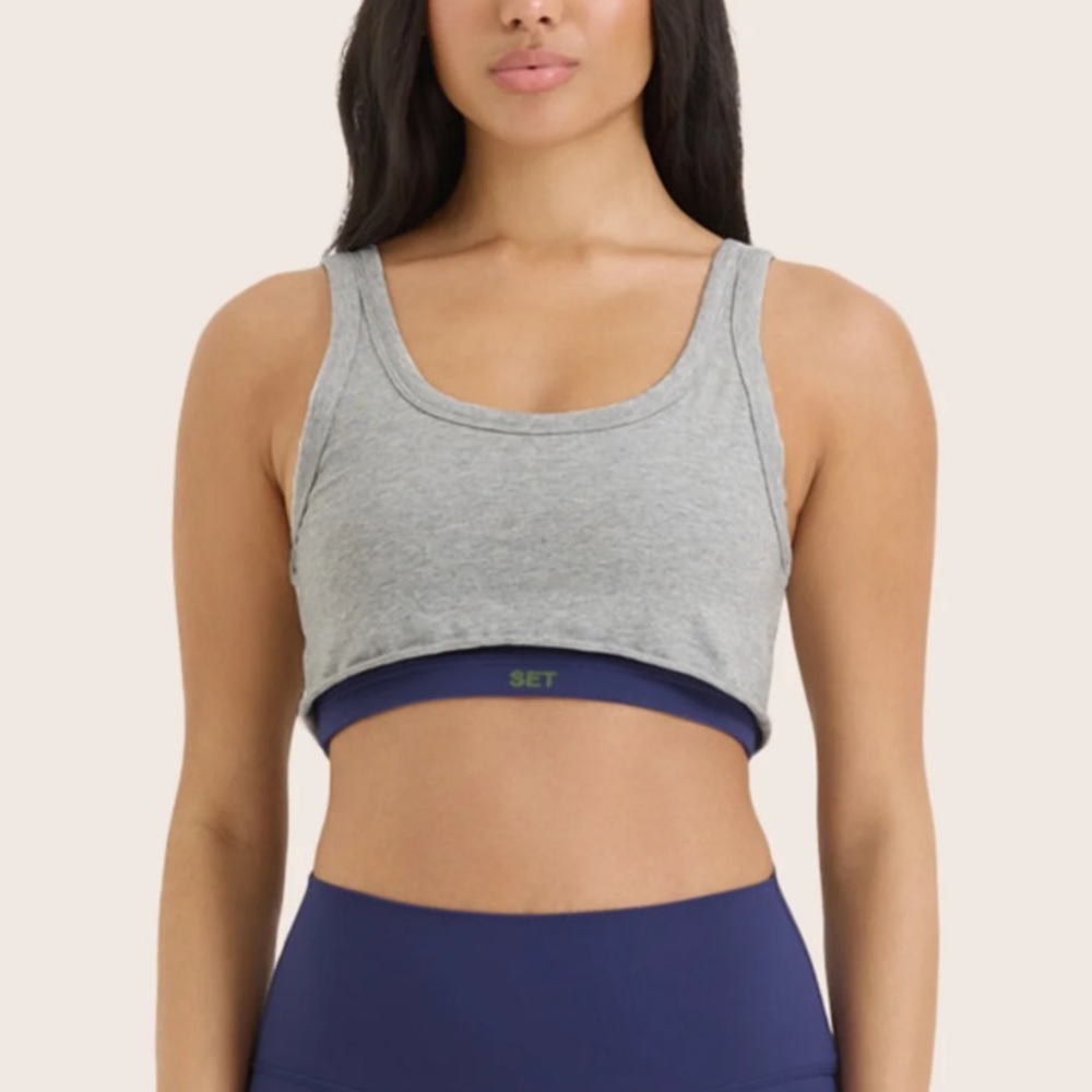 NWOT SET ACTIVE SPORTY ROSTER BRA IN LAKE